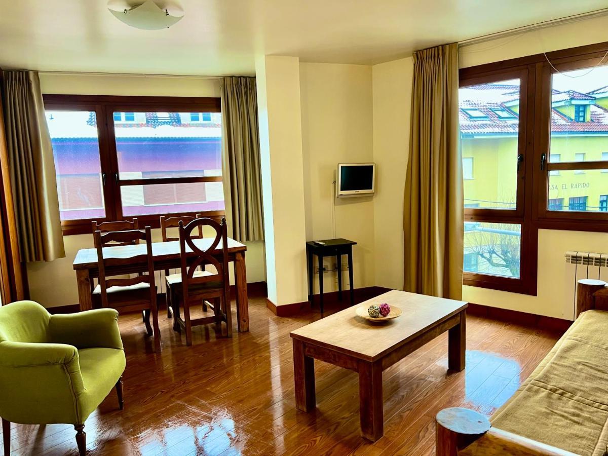 فيليتشوسا Apartamentos Cuirgu المظهر الخارجي الصورة