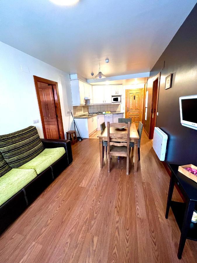 فيليتشوسا Apartamentos Cuirgu المظهر الخارجي الصورة